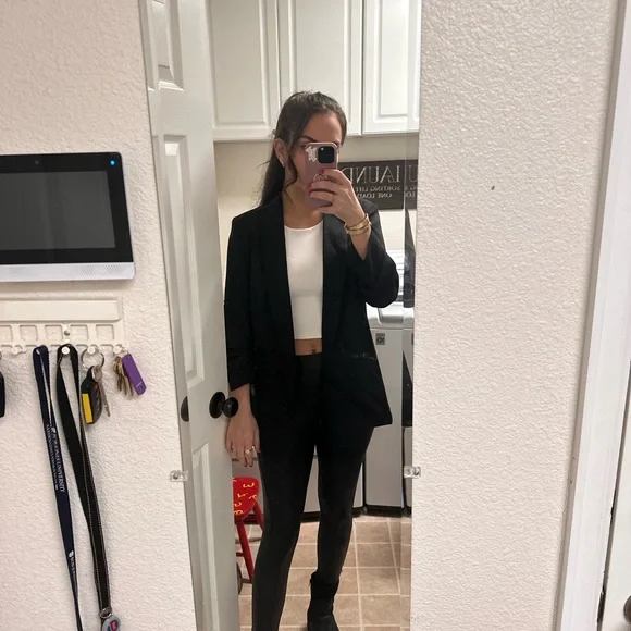 LIKE TO BE NOTIFIED WHEN MADELYN GOES LIVE πππ - Picture 5 of 5